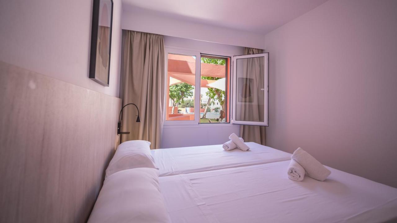 Sant Joan Apartaments - Adults Only Cala'N Blanes  Ngoại thất bức ảnh