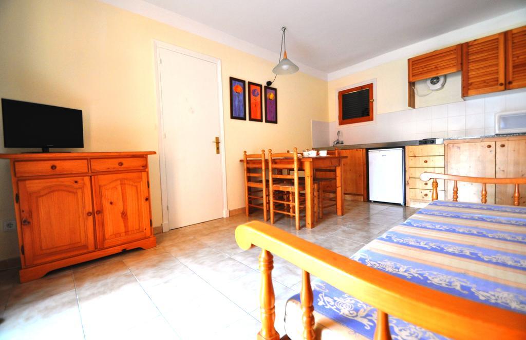 Sant Joan Apartaments - Adults Only Cala'N Blanes  Ngoại thất bức ảnh