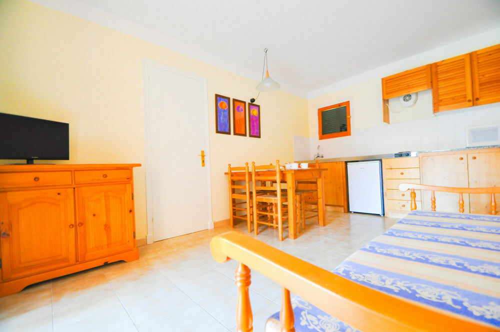 Sant Joan Apartaments - Adults Only Cala'N Blanes  Ngoại thất bức ảnh